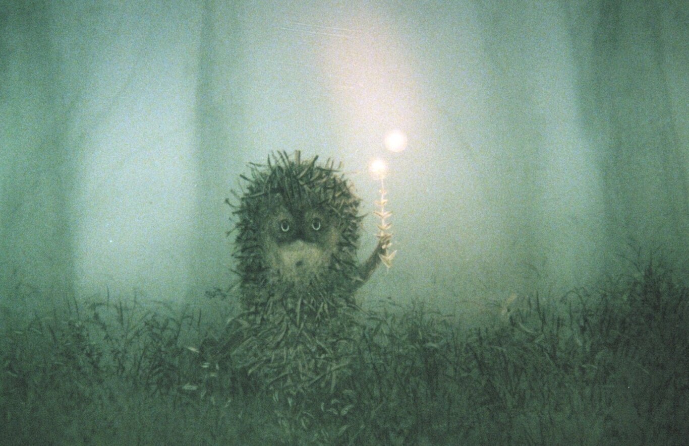 Кадр из мультфильма «Ежик в тумане». Фото.