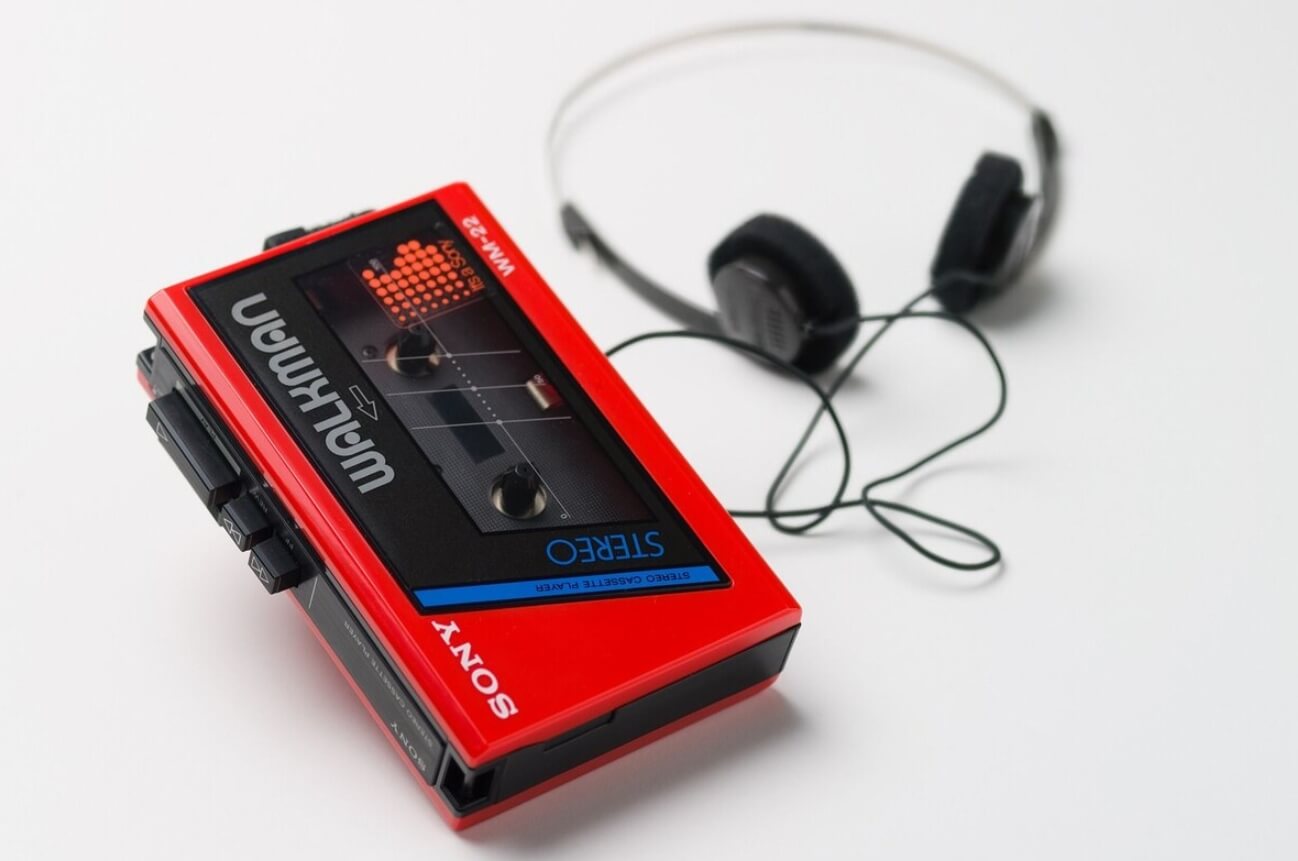 Кассетный плеер Sony Walkman. Источник изображения: dzen.ru. Фото.