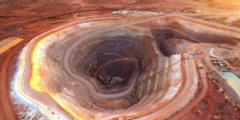 Глубоко под Землей учёные обнаружили гигантскую экосистему: цифры, которые меняют картину мира. Фото.