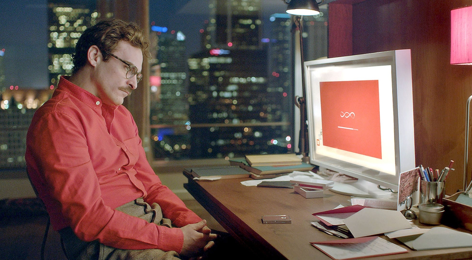 Как изменилась скорость интернета в России. Сегодня быстрым интернетом уже никого не удивить. Кадр из фильма «Она». Фото.