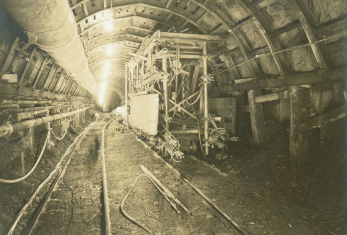 Фотография времен строительства Делавэрского акведука. Источник фотографии: public-water.com. Фото.