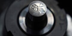 Почему в США прекратили выпуск пенни и сколько теперь стоит монета в один цент? Почему в США прекратили выпуск пенни и сколько теперь стоит монета в один цент? Фото.
