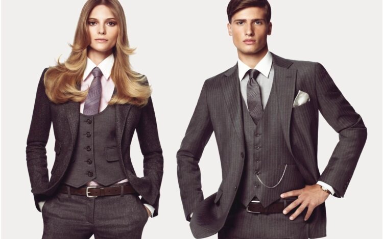 Откуда взялось разное расположение молний на мужских и женских брюках. Традиция делать застёжки на разной стороне появилась по понятным причинам, но почему её не отменяют? Источник изображения: svtreid.ru. Откуда взялось разное расположение молний на мужских и женских брюках. Традиция делать застёжки на разной стороне появилась по понятным причинам, но почему её не отменяют? Источник изображения: svtreid.ru. Фото.