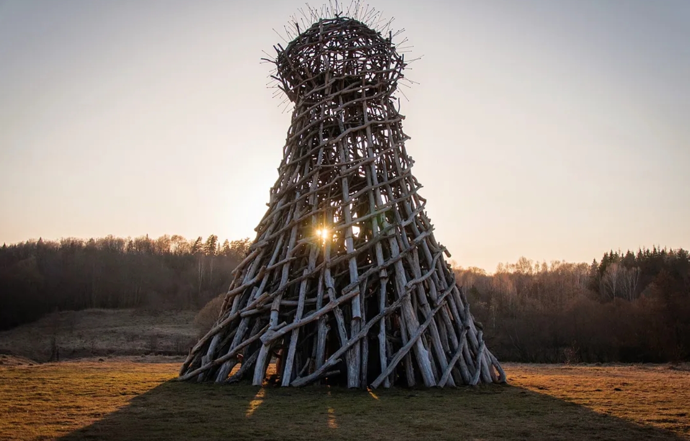 Что посмотреть в «Никола Ленивец». Маяк в Никола Ленивце. Источник фотографии: travel.rambler.ru. Фото.