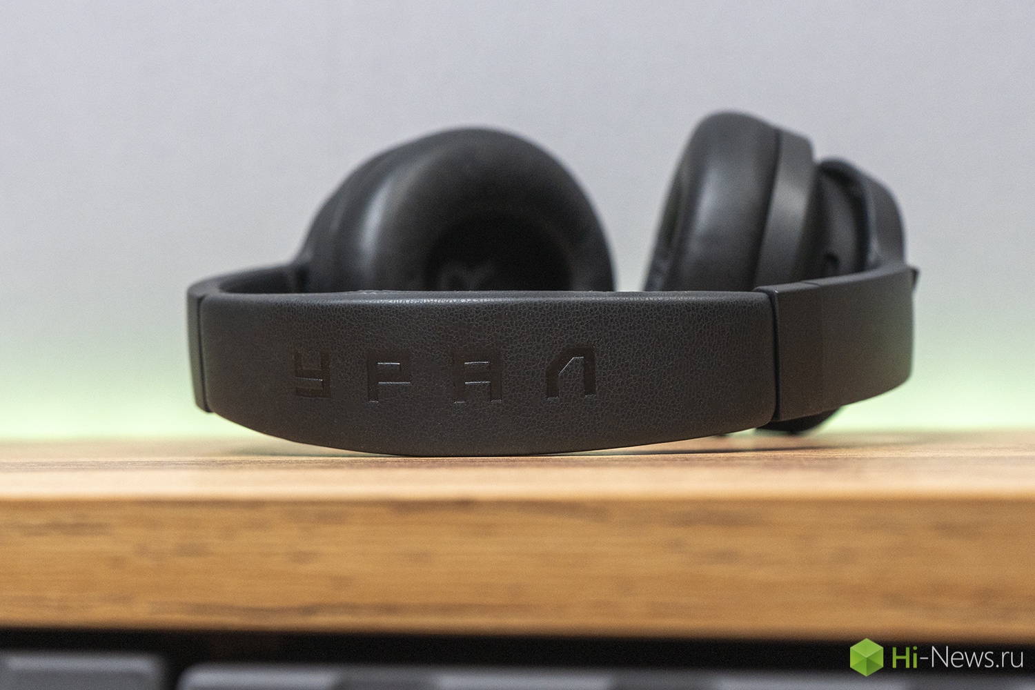 Стоит ли покупать наушники Урал. При такой цене расчитывать на что-то большее просто наивно, Тем более качество и так высокое для своей цены. Фото.