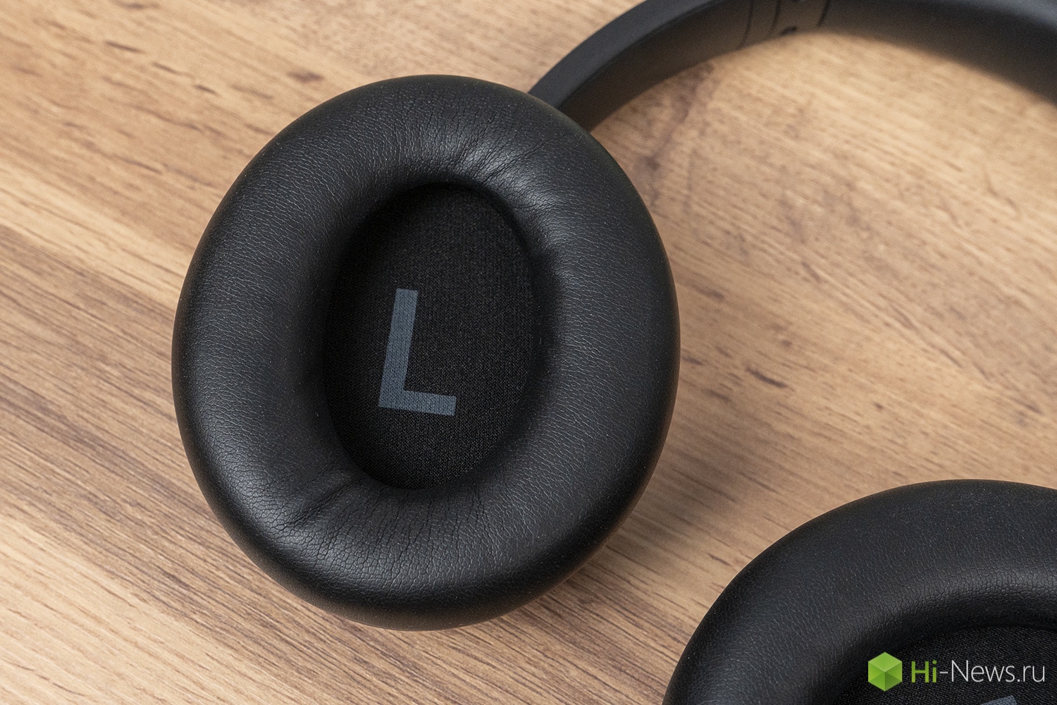 Как звучат наушники Урал. Мягкие амбушюры сами по себе обеспечивают неплохую пассивную шумоизоляцию. Фото.