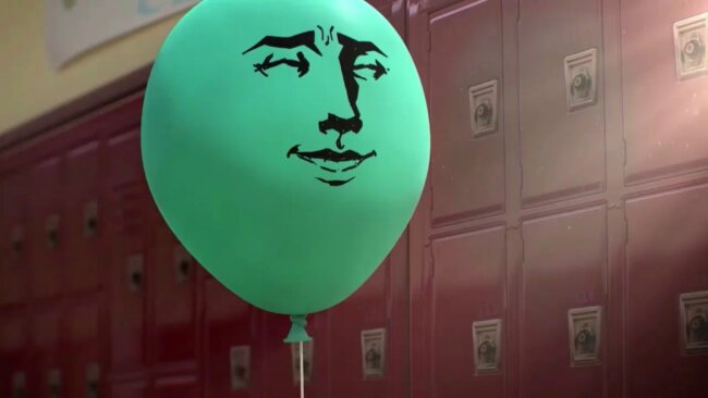 Что будет, если вдохнуть гелий из шарика? Спойлер: это может закончиться очень плохо. Фото.