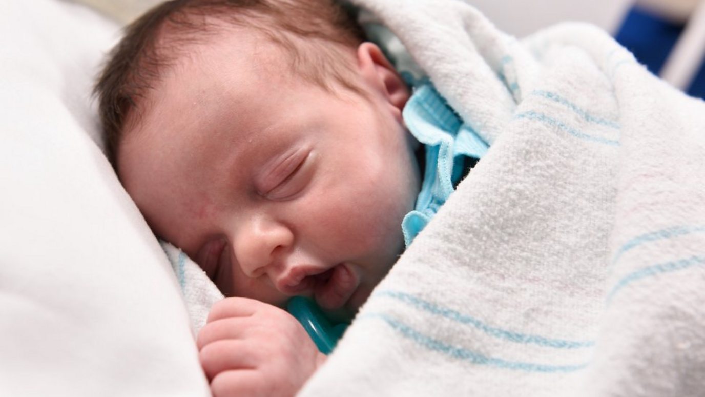 Малышка победила опухоль ещё до рождения: редчайший случай в медицине. Источник изображения: bbc.com. Фото.