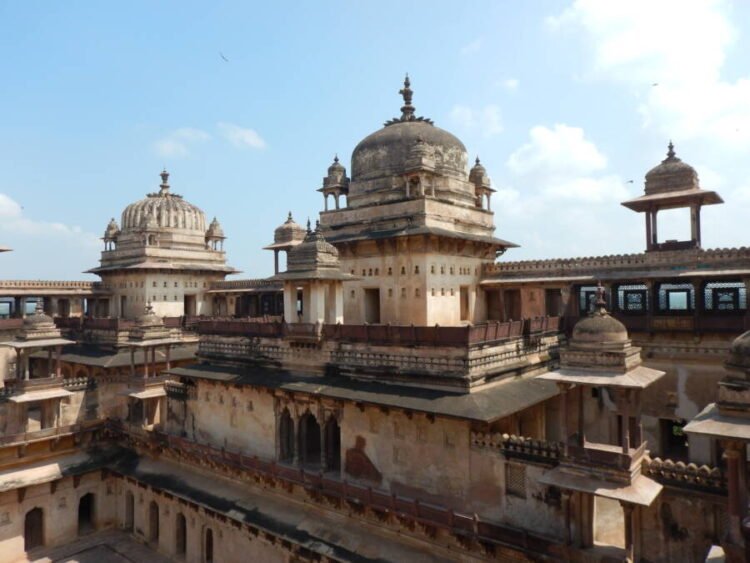 Джахангир-Махал, Индия — дворец, построенный ради одной ночи. Дворец Джахангир-Махал находится под охраной Департамента археологии штата Мадхья-Прадеш. Источник изображения: allthatsinteresting.com. Фото.