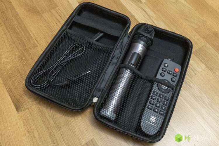 Стоит ли покупать Урал Молот 103. Подход к мелочам, вроде кейса для аксессуаров, всегда приятен. Фото.