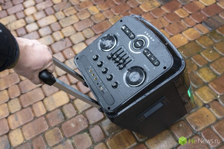 Корпус и внешний вид. Взял за ручку, и повез. Фото.