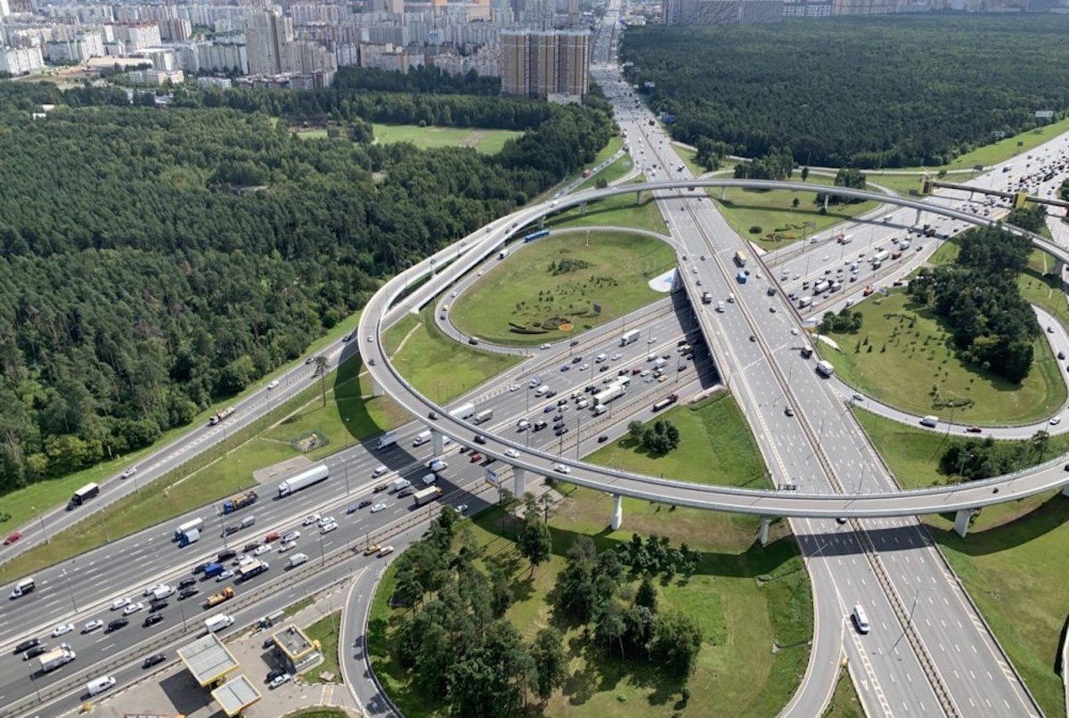 Дорожное строительство может сильно измениться. Изображение: Строительство.RU. Фото.