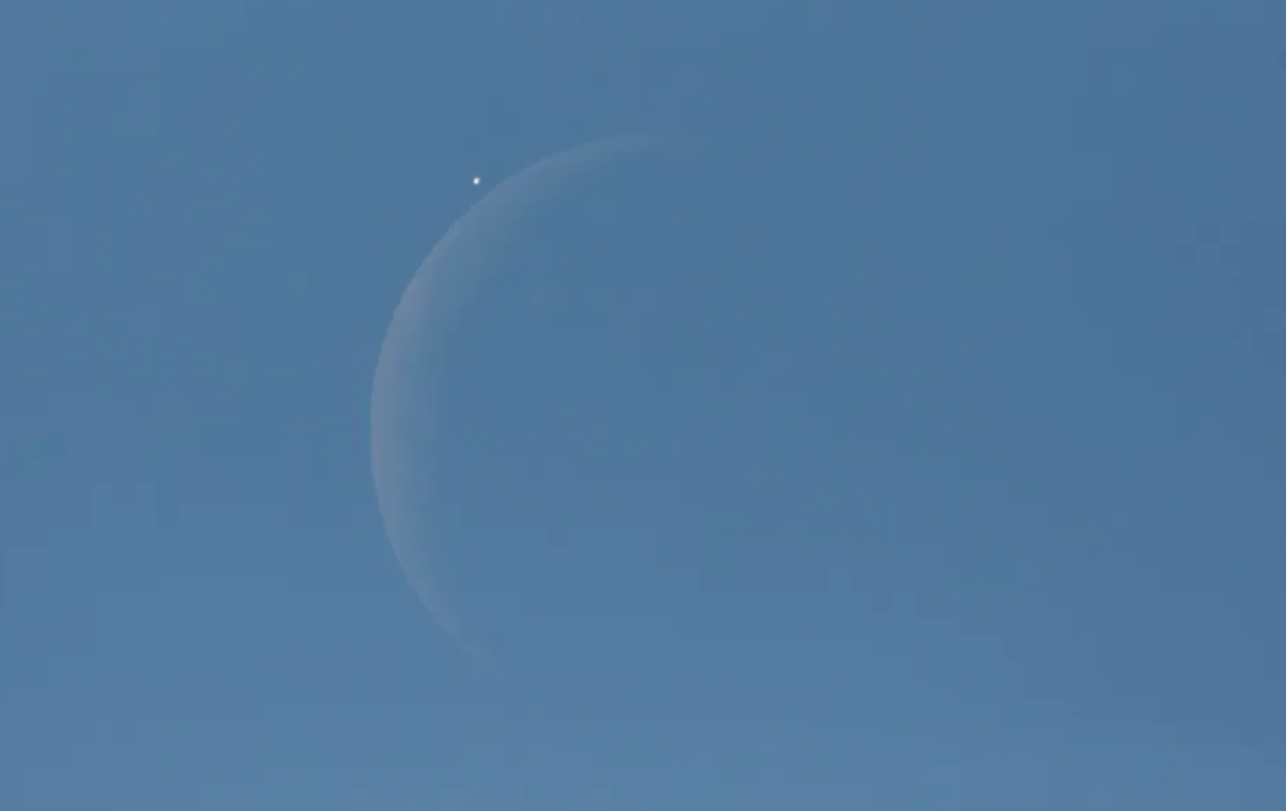 Иногда Венеру можно увидеть на небе даже днем. Источник изображения: Live Science. Фото.