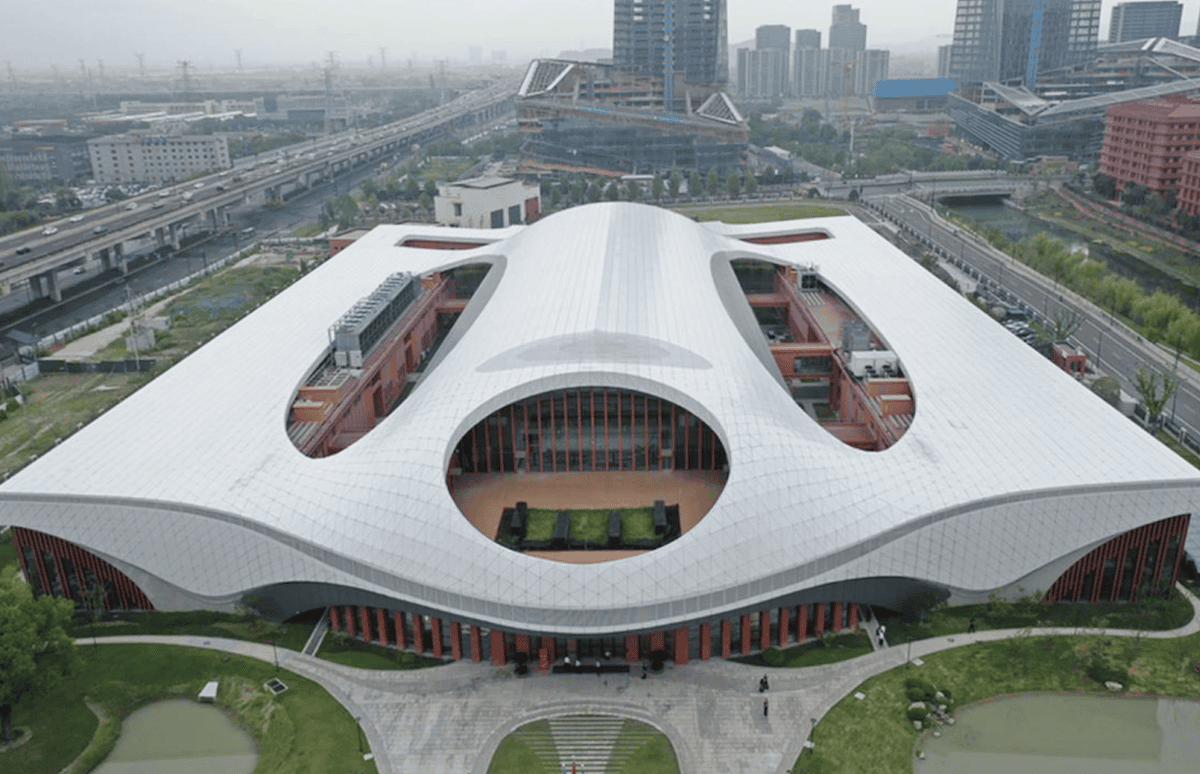 Центрифугу установили под лабораторией. Так и исследования будут проще, и вибраций меньше. Изображение: newatlas. Фото.