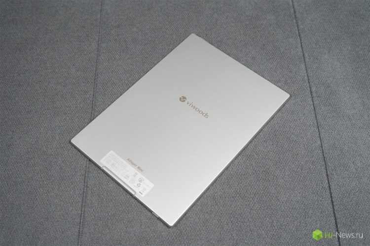 Внешний вид и общее впечатление. Сзади нет ничего лишнего. Фото.