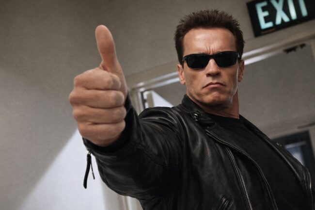 Почему у большого пальца только две фаланги? Фото.