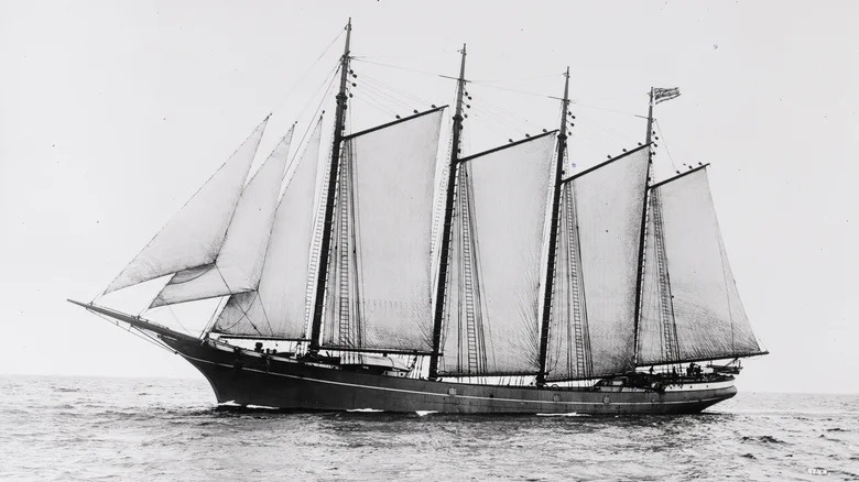 Губернатор Парр (Governor Parr). Четырёхмачтовая шхуна для перевозки грузов «Губернатор Парр». Источник изображения: slashgear.com. Фото.