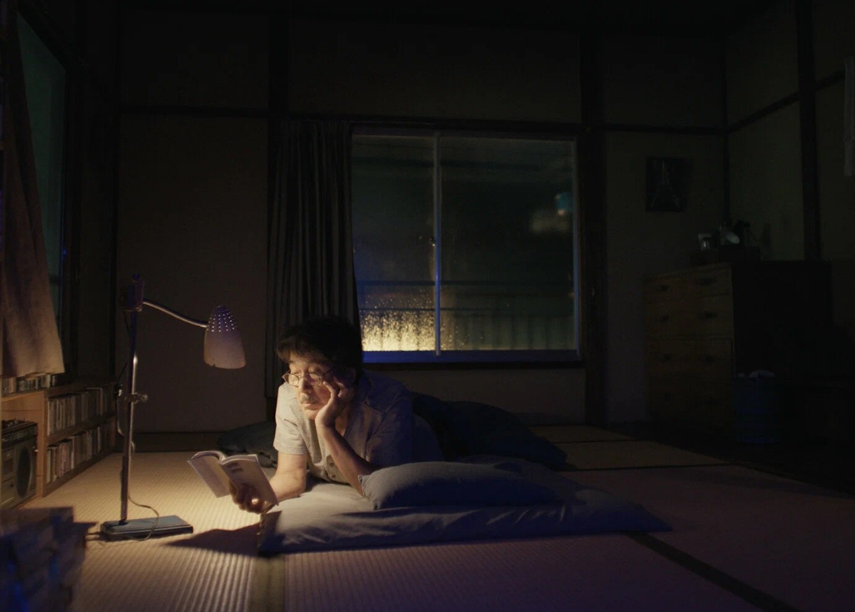 Посмотрите на свою жизнь глазами прошлого себя. Люди неспроста говорят, что счастье в мелочах. Кадр из фильма «Идеальные дни». Фото.