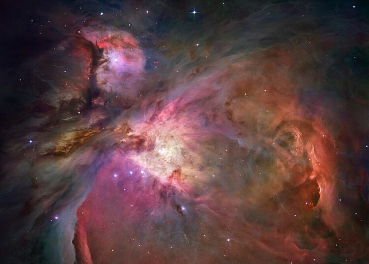 Чем это грозит астрономии и космическим исследованиям. Парадокс нашего времени: ракеты, которые выводят телескопы в космос, одновременно мешают тем, что остались на Земле. Источник изображения: wikimedia.org. Фото.