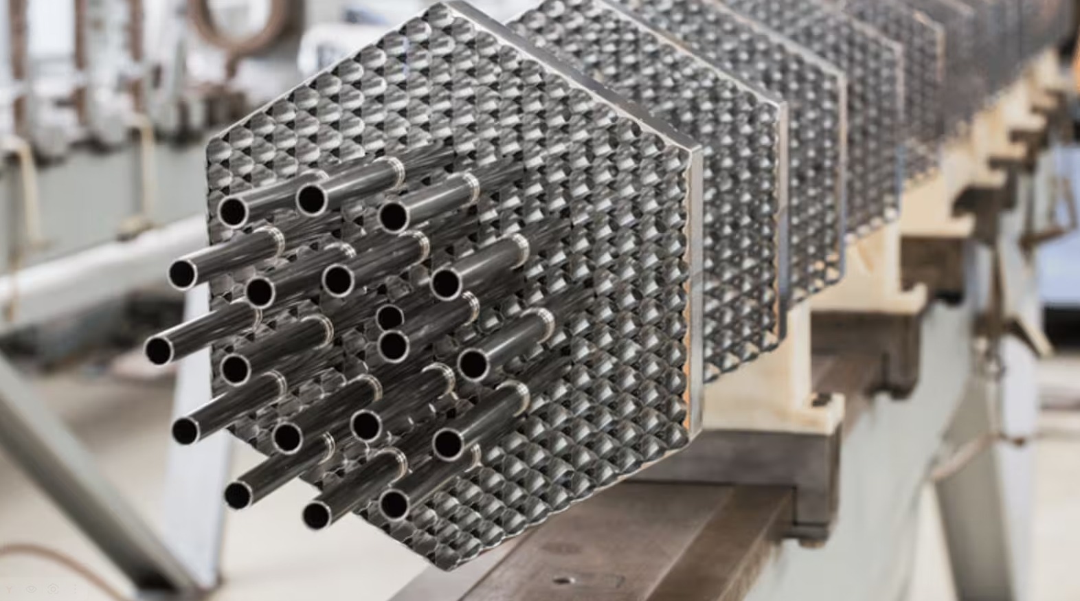 Что не так с обычным ядерным топливом. Тепловыделяющие элементы. Источник изображения: www1.ru. Фото.