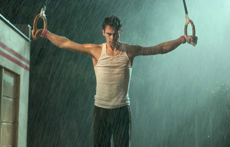 3 шага, чтобы найти смысл жизни и радоваться каждый день. Психологи считают, что смысл жизни можно найти только постепенно. Кадр из фильма «Мирный воин». Фото.