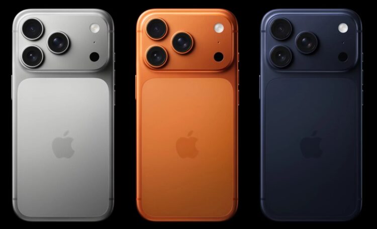 Астронавтам разрешили брать с собой смартфон в космос. Астронавтам NASA разрешили использовать iPhone. Источник изображения: trashbox.ru. Фото.