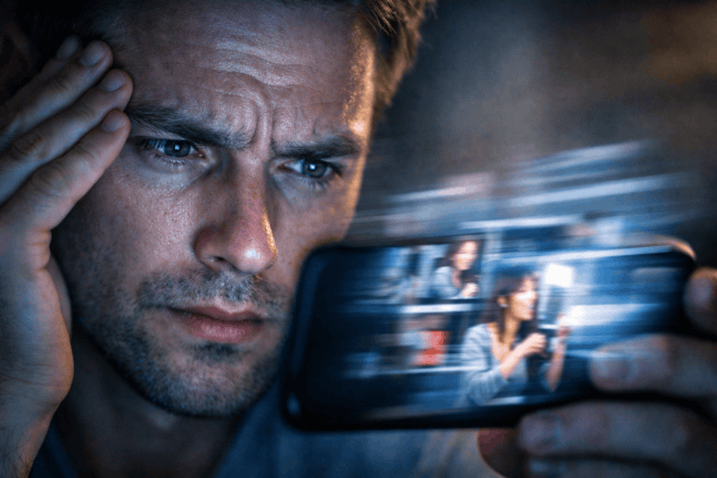 Вред ускоренного видео: как скорость 1,5–2x влияет на внимание и память. Фото.