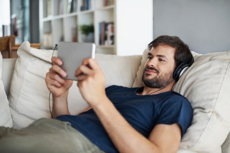 Что происходит с мозгом при просмотре ускоренных видео. У некоторых людей со временем это начинает мешать в быту… Источник изображения: thermofisher.com. Что происходит с мозгом при просмотре ускоренных видео. У некоторых людей со временем это начинает мешать в быту… Источник изображения: thermofisher.com. Фото.