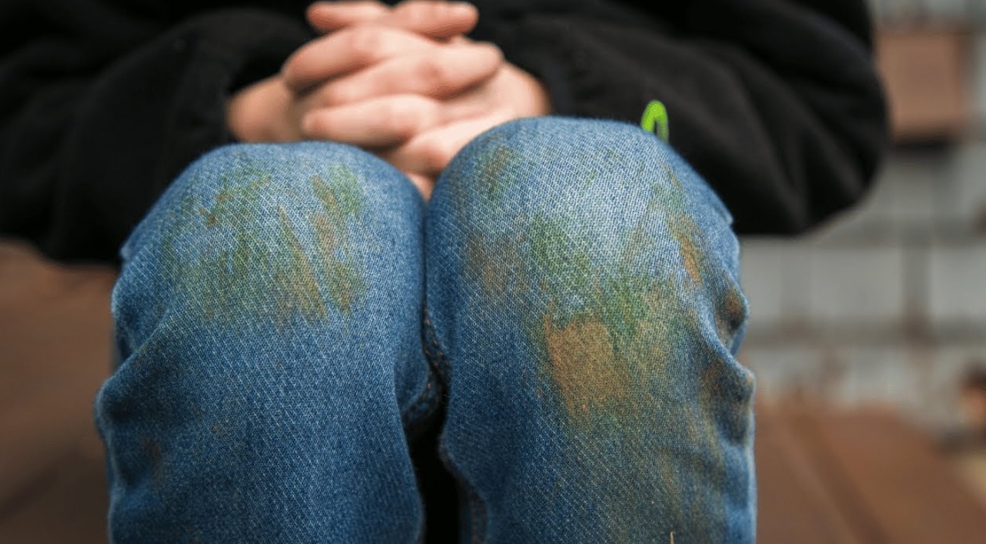 Как часто стирать джинсы. Некоторые джинсы теряют до 20% своего цвета после первой стирки, даже если они не подвергались интенсивному носку. Источник изображения: reddit.com. Фото.