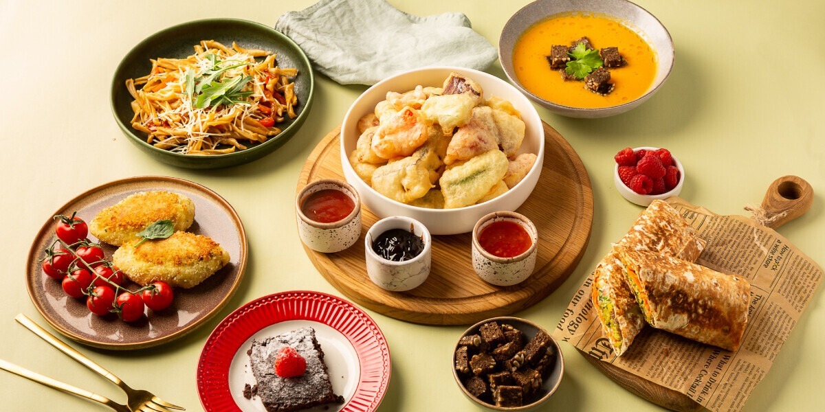 Why Lenten Food Doesn't Keep You Full. The issue isn't that lenten food is 'bad' or 'empty.' If you properly balance your diet, lenten food can be just as filling as regular food. Image source: vkusvill.ru.