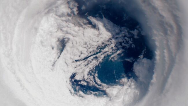 Океан кипит: учёные объявили тревогу о рекордном нагреве планеты. Фото.