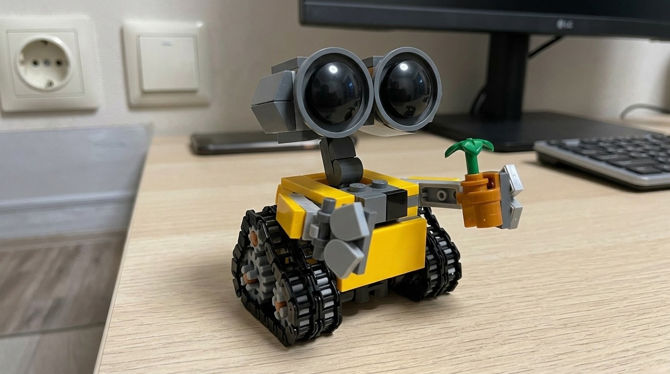 Собирается за час, а на полке смотрится так, будто стоит в десять раз дороже. Фото.