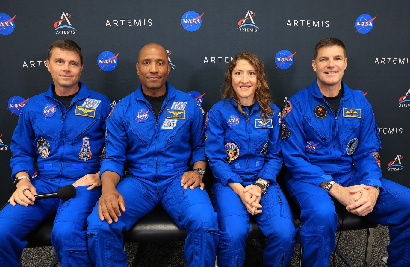 Экипаж Артемиды 2 перед стартом. Источник изображения: nasa.gov. Фото.