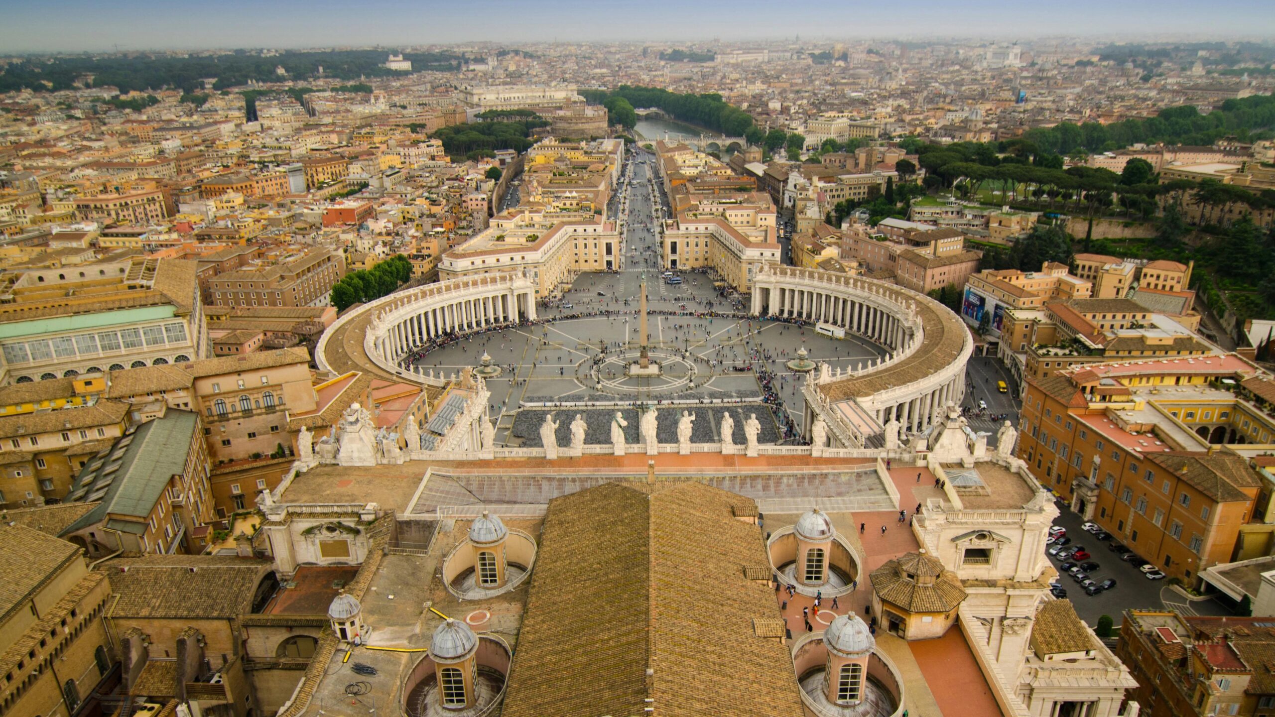 Собор и площадь Святого Петра — сердце Ватикана. Источник изображения: travel.yandex.ru. Фото.