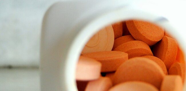 Мы пьем витамин С при простуде, и делаем это зря. Фото.