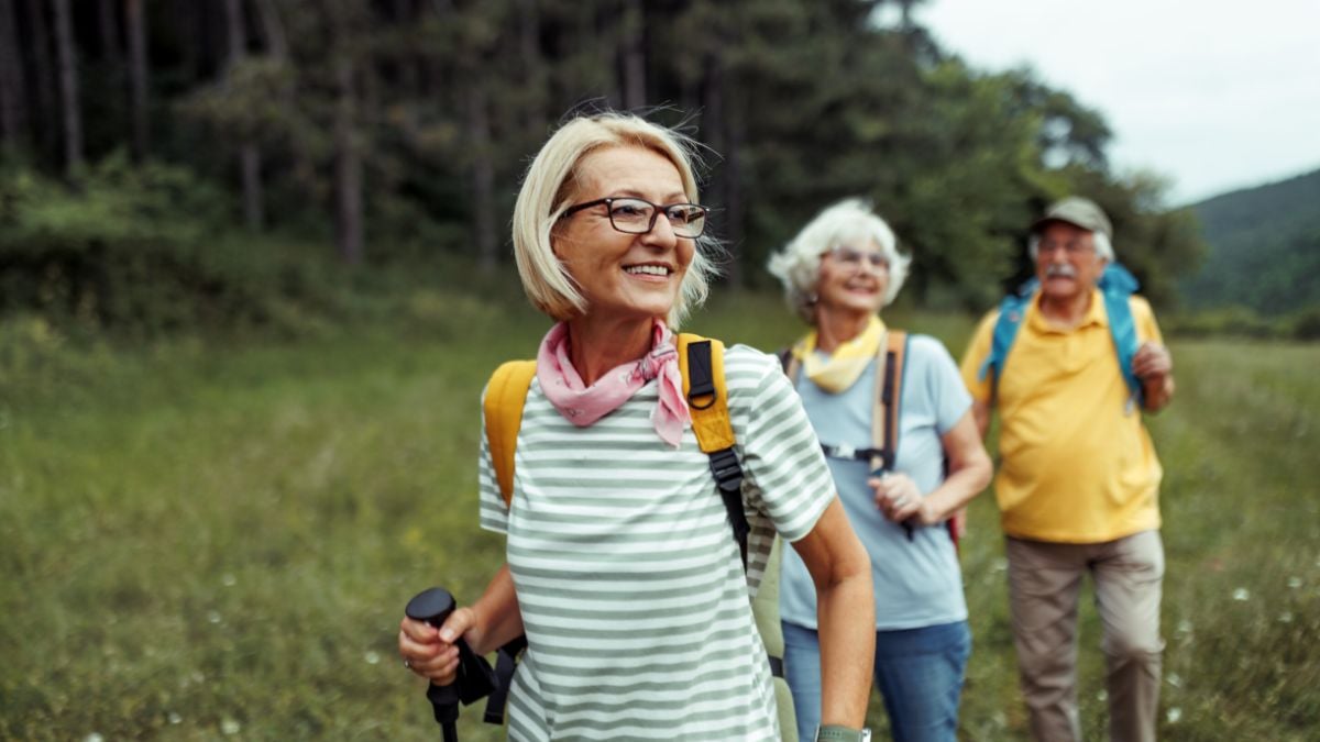 Какие упражнения помогут сохранить здоровье стареющих суставов? Фото.