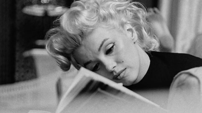 Что читала Мэрилин Монро: список книг, который показывает её совсем с другой стороны. Что читала Мэрилин Монро: список книг, который показывает её совсем с другой стороны. Фото.