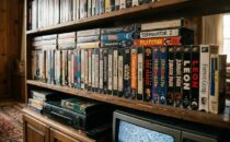 Не выбрасывайте старые видеокассеты: некоторые VHS стоят дороже нового телевизора Фото.