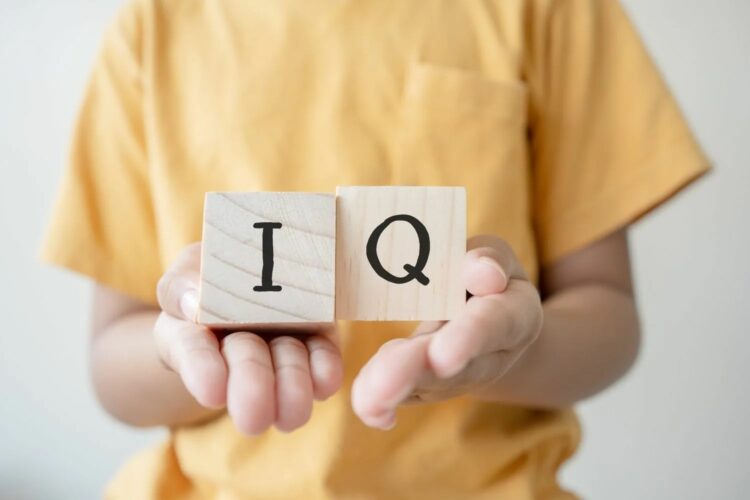 Школьный тест IQ может недооценить ребёнка: что важнее баллов. Фото.