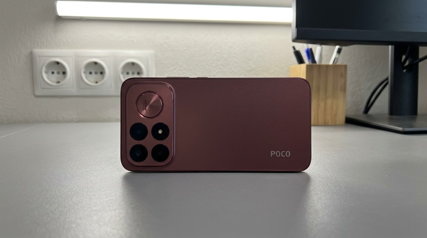 Смартфон Poco F9 Ultra с блоком камер