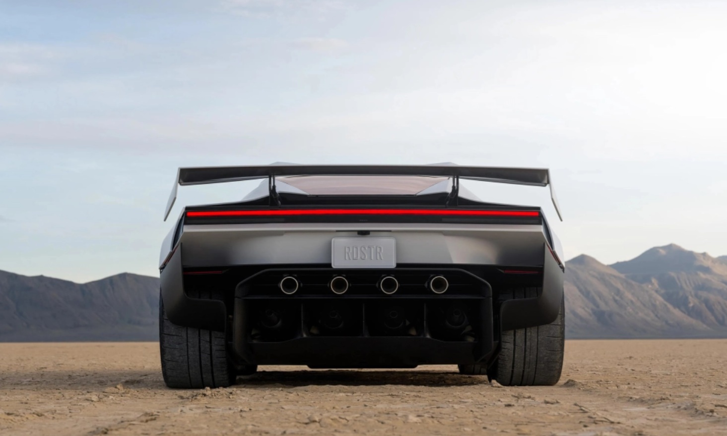 Tesla Roadster сзади