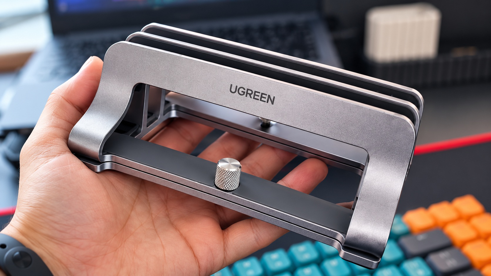 Вертикальная подставка Ugreen